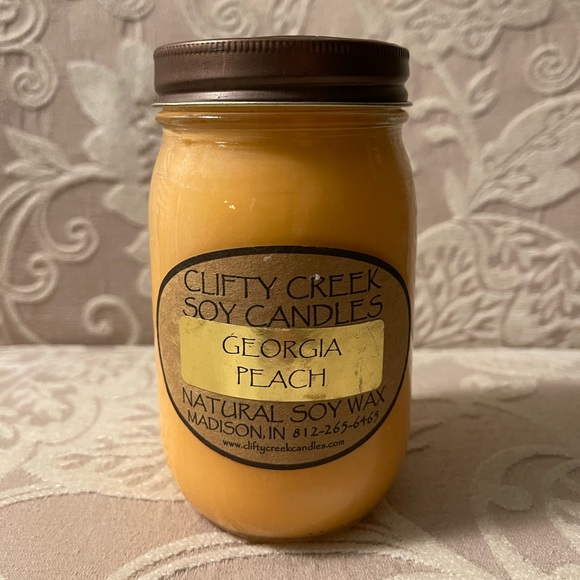 Rare~ Handmade Soy Pint Jar Candle ~ Georgia Peach Scent~ Only 1 left - Picture 1 of 2